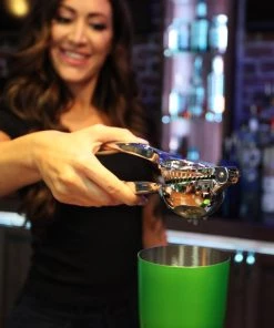 Best Sale 👍 Bars BarConic® Citrus Squeezer - Zinc Alloy 🔥 -Outlet Bars Store sq z lime lemon squeezer bartender 3 800x